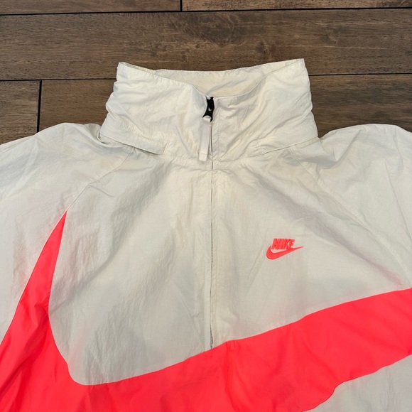 Nike Logo Windbreaker Quarterzip - Picture 8 of 8